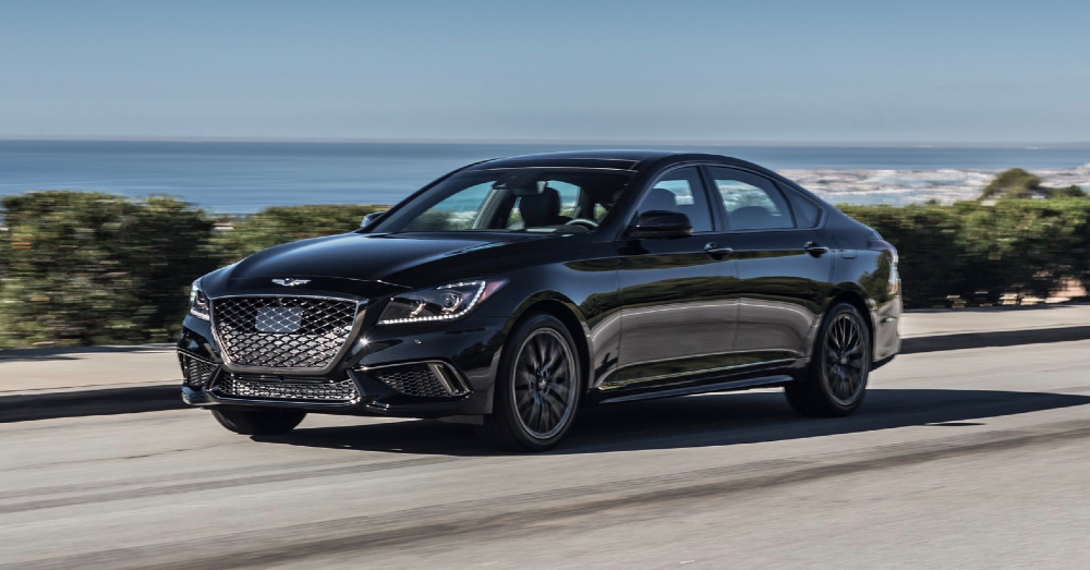 2019 Genesis G80: Perfection in the Middle