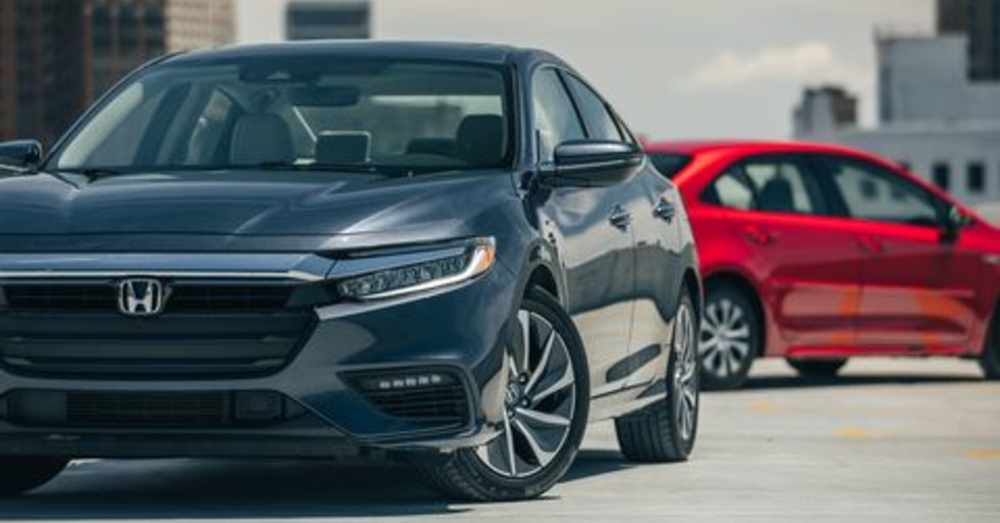 Comparing the Honda Insight and the Toyota Corolla Hybrid
